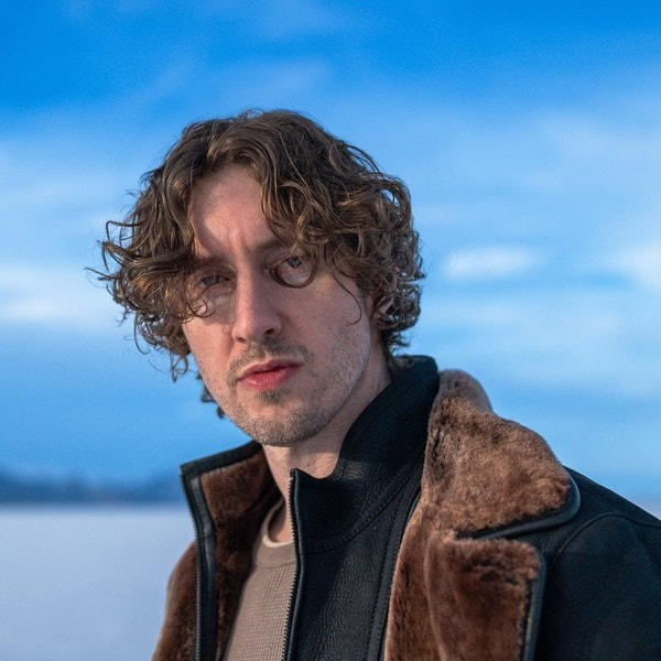 Dean Lewis