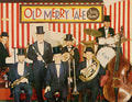 Eine Jazzband mit Musikern in Frack und Zylinder posiert vor einem Schild mit der Aufschrift 'Old Merry Tale Jazzband'.