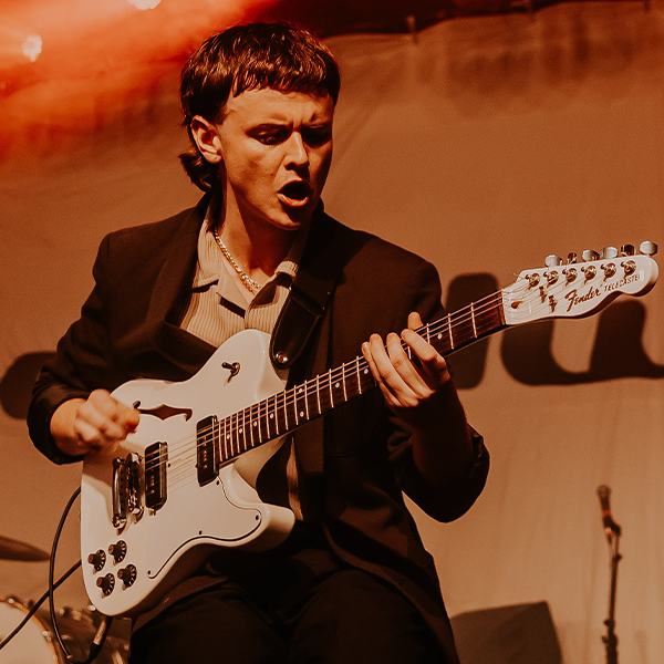 Strom   » DECLAN WELSH AND THE DECADENT WEST